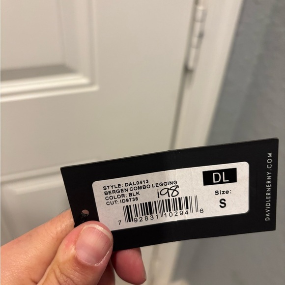 DAVID LERNER Bergen Black Vegan Patent Leather 
Bergen Combo Leggings - Picture 6 of 6